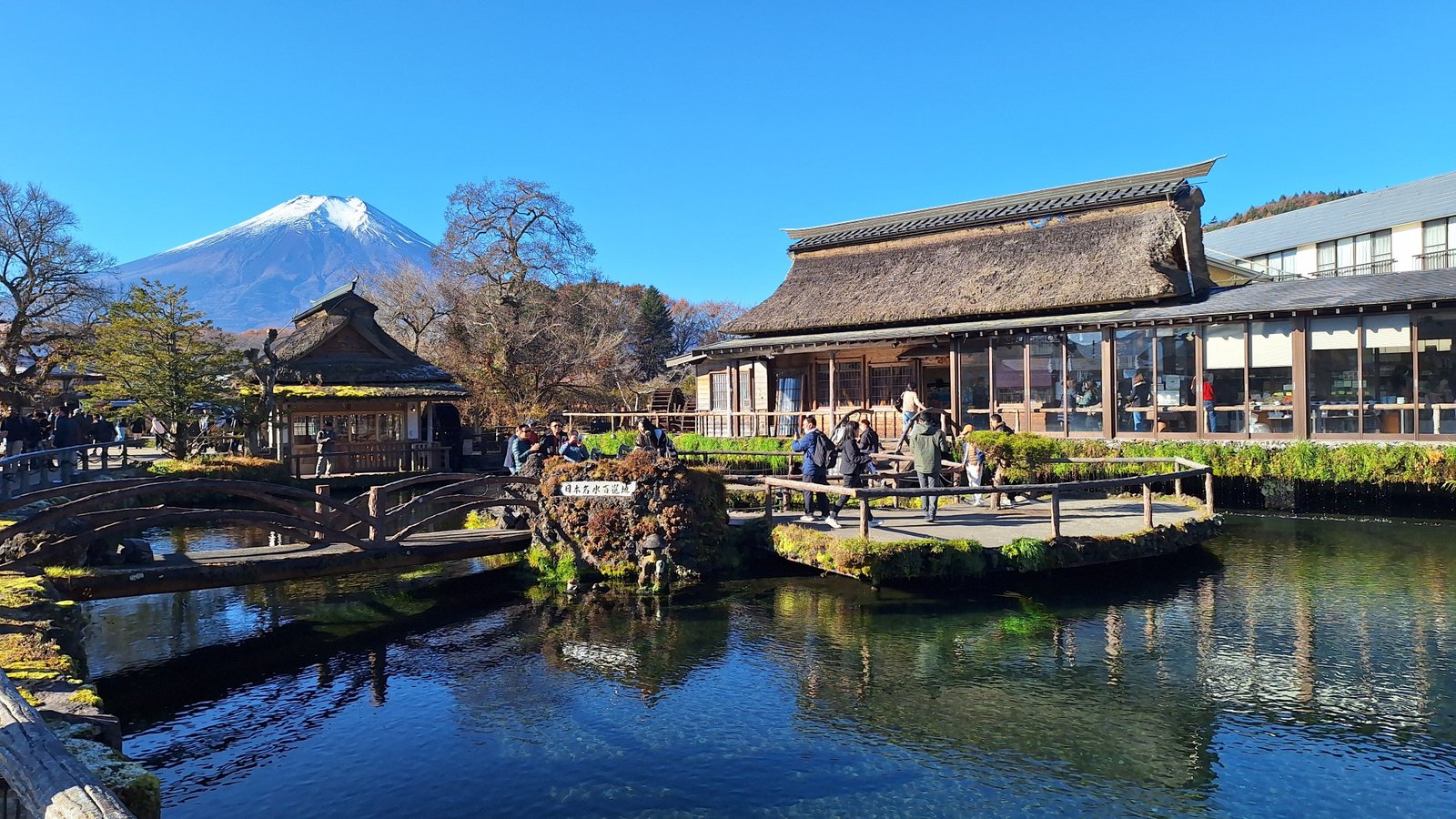 Oshino Hakkai traditional village and spring-water ponds